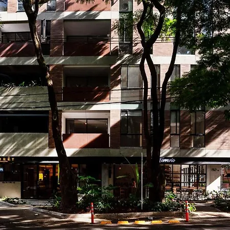 Moderno Y Amplio Apartamento En Laureles 8 Medellin Exterior photo