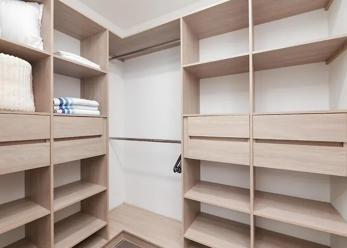 Moderno Y Amplio Apartamento En Laureles 8
