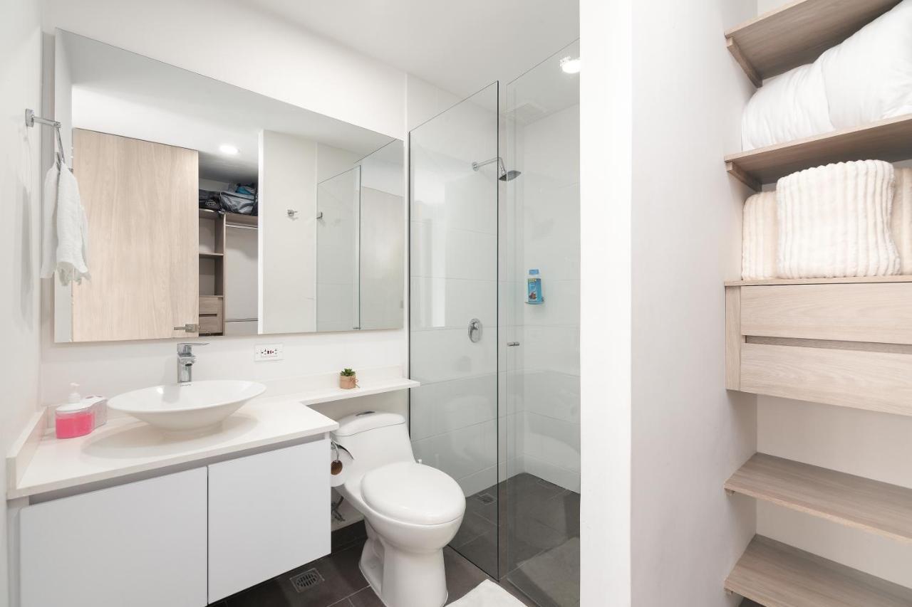 Moderno Y Amplio En Laureles 8 Apartment *
